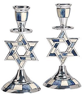 Kerzenständer im Shabbat-Davidstern-Design, aus Aluminium, mit blauen und weißen dekorativen Inlays/2 Stück