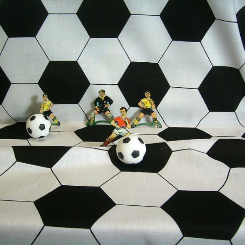 Tassorm Stoff Meterware Fussball Klassik Retro schwarz weiß EM Bundesliga WM