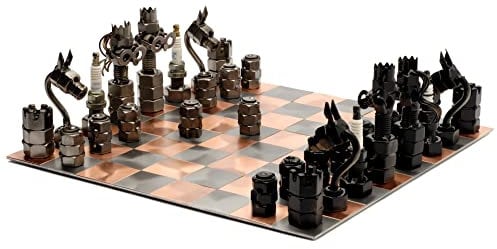 STEEMO Schraubenmännchen Schachspiel - Schachfiguren & Schachbrett - Metallkunst-Schach 36x36 cm