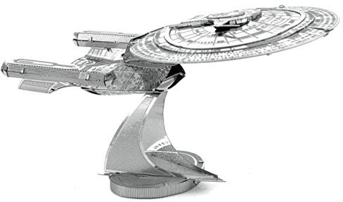 Fascinations Metal Earth MMS281 - 502672, Star Trek NCC 1701-D USS Enterprise, Konstruktionsspielzeug, 2 Metallplatinen, ab 14 Jahren