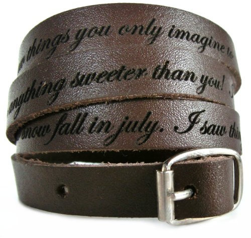 area17 Lederarmband mit Gravur Wickelarmband braun mit Schnalle Armband mit Wunschtext Gravur