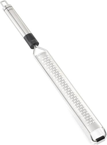 Leifheit Microcut Reibe grob, Microcut steht für extra scharfe und langlebige Klingen, rostfreier Edelstahl, spülmaschinengeeignet, Zester Reibe in edlem Design optimal zum Servieren, Raspel, Hobel