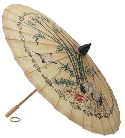 NOVICA Vogel und Blumen-Saa Papier und Bambus Sonnenschirm ‚Kran Morgen‘ Mehrfarbig