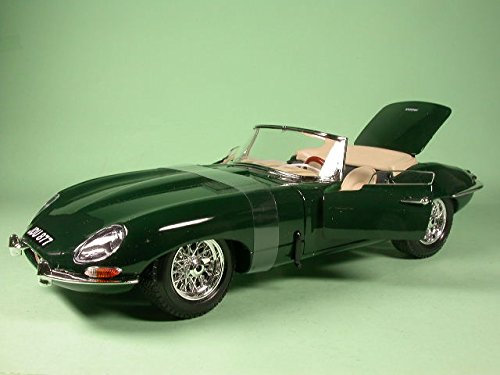 Jaguar E-Type Cabrio gruen Modellauto Bburago 1:18