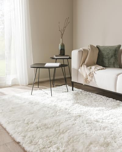 benuta Nest Hochflorteppich Whisper - Weiß 140x200 cm - Kuschelig Weicher Teppich für Schlaf- und Wohnzimmer - Pflegeleicht - Fußbodenheizung Geeignet