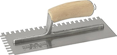 Gezahnte Kelle-U-2,5x2,5x3 mm - Gebogener Holzgriff, Stahl, 279x114 mm