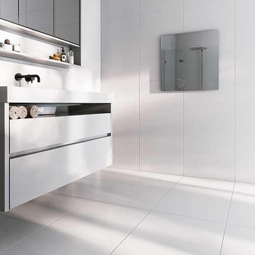 heatness Infrarotheizung Spiegel Wand, M – Wandheizung energiesparend, Elektroheizung 400 Watt, Heizkörper zur Wandmontage, Spiegel-Heizung, 60 x 60 x 2,5 cm für bis zu 7 m² (M)