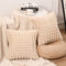 Mandioo 2er Set Super Soft Plüsch Faux Pelz Dekokissen Kissenbezüge 60x60 cm Beige, Plaid Textur Moderne Luxus Kissenbezug Sofakissen Dekorativ Couchkissen Kissenhülle für Sofa Couch Wohnzimmer