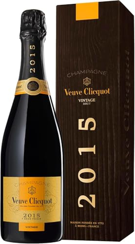 Veuve Clicquot Vintage 2015 Champagne, Gift Box, 75cl (Pack of 6)