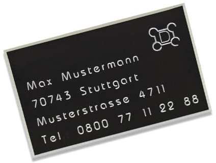 Raftsman Drohnenkennzeichen/Drohnen Kennzeichnung/Kennzeichen/Fluggerätekennzeichnung/Quadrocopterkennzeichnung inkl. individueller CNC Gravur und doppelseitigem Klebeband (Aluminium-Schwarz)