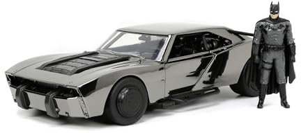 Jada Toys DC Batmobil aus dem Film „The Batman“ von 2022 mit Batman Figur - Spielzeug-Set aus Auto (19 cm) und Actionfigur (6 cm) für Fans, Sammler und Kinder ab 8 Jahre