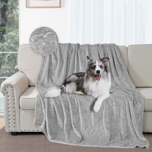 DUJUIKE wasserdichte Bettdecke, wasserdichte Hundedecke Aus Flanell, Geeignet als Haustierdecke, Bett, Sofa, MöBelschutz, Doppelseitige Weiche Multifunktionale Überwurfdecke (76 X 102 cm, Hellgrau)