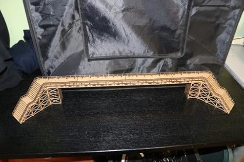 AT-BA Modellbau 220157 Slotcar Brücke 4 Fahrspuren, 16.5 mm Schiene, 1:43 Maßstab, 965 x 124 x 170 mm LxBxH