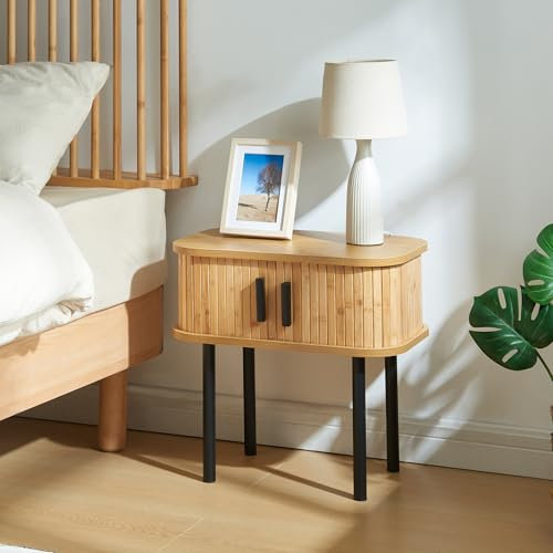 [en.casa] Table d'Appoint Design Scandinave avec 2 Portes Coulissantes Compartiment de Rangement Chevet Table Basse Bout de Canapé MDF Bambou Métal 48 x 30 x 45 cm Naturel Noir