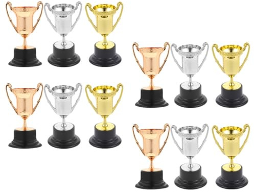 Generisch Kunststoff Kleiner Trophäen 24 Stück in Gold Silber Bronze für Kinderpartys und Sportwettkämpfe als Kleine Preise und Dekoration Wiederverwendbar