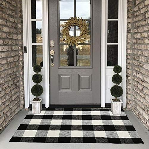 Buffalo Plaid Outdoor Rug, 2'4 x 3'7 (27.5''x43'') Black White Check Indoor/Outdoor Area Rugs, Layering Rug for Hello/Welcome Door Mat, Washable Cotton Woven Farmhouse Mat for Fall Front Porch Décor