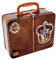 Top Trumps – Kartenspiel in Blechdose mit 2 Decks von Harry Potter Gryffindor – Bringen Sie Sich mit Ihrem Koffer zum Schloss von Hogwarts Harry Potter