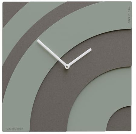 WAVES Wanduhr, modernes italienisches originelles Design, quadratisch 34 x 34 cm, einfache Ablesung der Stunden, hergestellt in Italien von der handwerklichen Werkstatt CALLEADESIGN [Salbeigrün Weiß