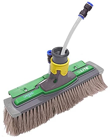 UNGER nLITE Power Bürste komplett 41 cm (ungesplissen, inkl. Schlauch + Schnellanschluss, Bürstenkopf schwenkbar 180°, Bürste mit Stoß-/Kantenschutz, für Reinwasser-Reinigung) NUK41
