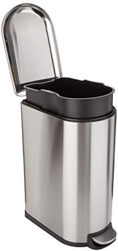 Amazon Basics 40 l/ 10.5 Gallonen Mülleimer mit Stahlrohrpedal - Sanft Schließend mit Deckel, für Küche, Bad oder Büro, Rechteckig, Edelstahl, silber
