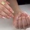 Mrltau 24 Pezzi Unghie Finte Primaverili Corte, Unghie Adesive Color Pelle Rosa, Unghie Finte con 3D Fiori e Perle, French Punta Completa Unghie Finte Corte