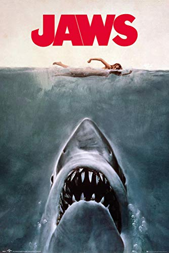 Close Up Der Weiße Hai Poster Jaws Key Art (61cm x 91,5cm) + 1 Traumstrand Poster Insel Bora Bora zusätzlich