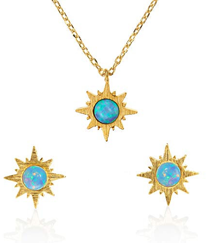 namana Sonnenschein Opal Set Anhänger & Halskette & Ohrstecker für Damen, gebürstetes Finish 14 Karat vergoldet Sonnen-Schmuckset mit synthetischen Opalen, Ohrringe und Halskette in Geschenkschachtel