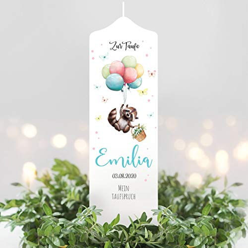 Wandtattoo Loft Taufkerze Junge oder Mädchen Motiv Waschbär mit Luftballon, 25cm x 8cm, personalisierte Kerze, bedruckte Kerze zur Taufe, Stumpenkerze, individuelles Taufgeschenk