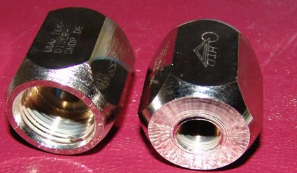 HTD Adapter Stickstoff W24 Innengewinde - M16x1 Innengewinde
