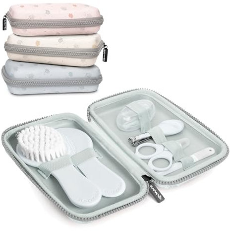 Suavinex, Baby-Pflegeset, komplettes und tragbares Kulturbeutel, Maniküre-Set, enthält: Bürste und Kamm + Zahnbürste + Schere + Feile + Nagelknipser, 6-teilig, Grün