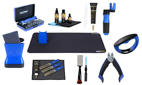 MusicNomad Ultimate at Home Guitar and Bass Work Station (MN290)