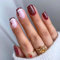 24 Stück Weihnachten Nägel zum Aufkleben Kurz, Eckig Künstliche Nägel Rot French Press on Nails mit Weihnachten Smütze, Acryl Full Cover Falsche Nägel Fingernägel Fake Nails für Frauen