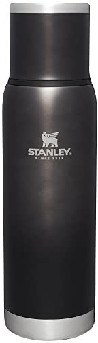Stanley Adventure to Go - Vaso de viaje aislado – 1.1 cuartos – Botella aislada de acero inoxidable resistente a fugas con tapa de taza aislada y tapón sin salpicaduras