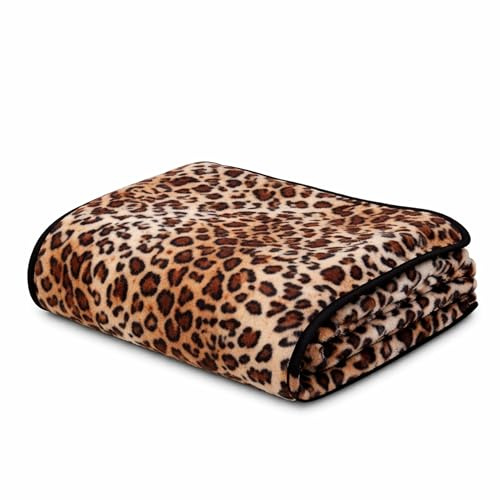 biederlack Deluxe Design Kuscheldecke - Leopard komfortable Sondergröße | Modisches Leopardenmuster