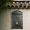 Briefkästen für Außen, Briefkasten, Mailbox, Freistehender Briefkasten, Kreativer Briefkasten mit Zahlenschloss aus Aluminium im Europäischen Retro-Stil, Geeignet für Verschiedene Szenarien(Black)