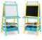 DREAMADE doppelseitige Kinder Staffelei aus Holz, Kinderstaffelei mit Ablage, Kindertafel mit Papierrolle Whiteboard und Kreidetafel, inkl. 2 Stoffboxen (Blau+Gelb)