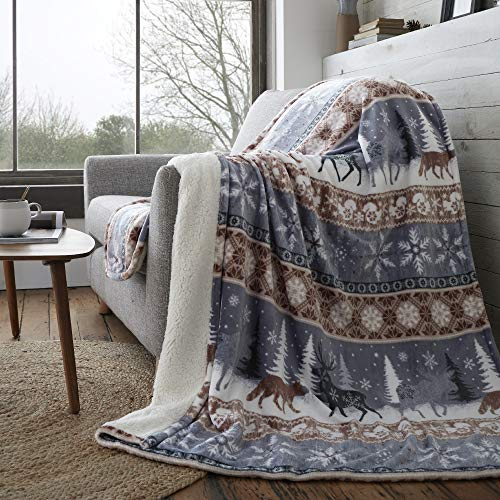 Tagesdecke mit nordischem Motiv - für den Winter - warm - Kunstfell & Sherpa-Fleece - Taupe - Groß