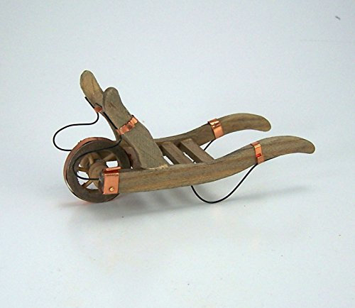 Kimmerle Schubkarre aus Holz mit Kupferbeschlägen, Länge 12 cm. Weihnachtskrippe.