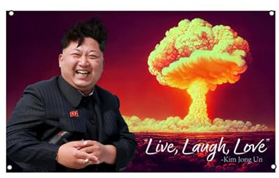 Stormflag Bandera de Kim Jong Un Live Laugh Love,Bandera con patrón de humo,90x150cm banderas de Corea del Norte, decoración de fiesta de jardínpoliéster 90g, 4 ojales de metal costura doble con ojal