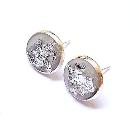 HAPPY CROWNS Edelstahl Ohrstecker silber rund 10 mm | Beton Ohrringe verziert mit Silberfolie | Schmuck Unikate aus Deutschland | Nickelfreier Ohrschmuck | Handmade