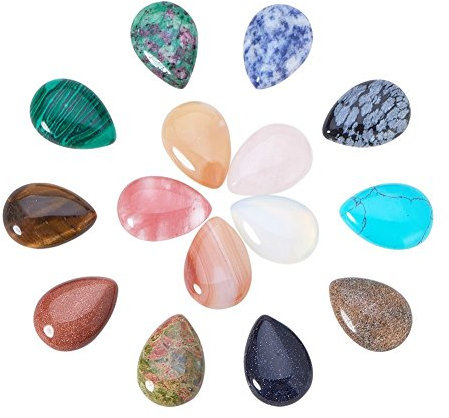 PH PandaHall 23pcs gefärbte Edelsteine Cabochons Anhänger Perlen Chakra Kristall Quarz Cabochons für Halskette Schmuck Herstellung Mischform