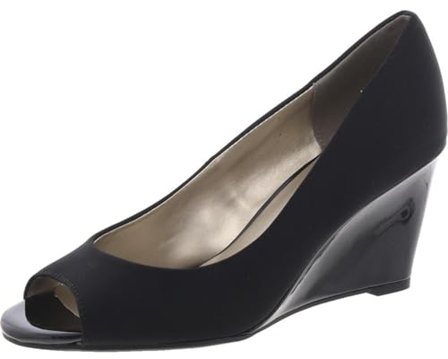 Bandolino womens Tufflove Pump, Black, 7.5 US