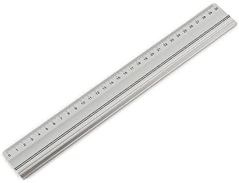 SPRINTIS Schneidelineal 30 cm, robustes Metall-Lineal mit Stahlkante und Anti-Rutsch-Gummieinlage, präzises Schneidewerkzeug für exakte Arbeiten