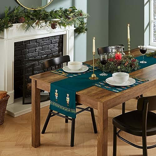 Catherine Lansfield Dining Christmas Nutcracker Pure Cotton Table Runner 33x220 cm Green