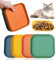 Drufoful 12 Pièces Gamelles Plates pour Chat, 4 Couleurs Assiette Carrée Gamelles Peu Profondes pour Chat pour Nourriture Humide et Sèche Gamelle Chat Set pour Chatons et Chats à Pattes Courtes