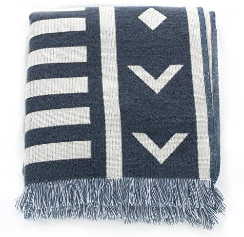 Off the Grid Dekorative Überwurfdecke mit Fransen (Cotopaxi-Schiefer)