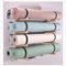 Supporto per Tappetino Yoga Supporto per Tappetino Yoga a 4 Livelli per Riporre 8 Tappetini, Porta Tappetino Yoga con Montaggio a Parete in Legno, Risparmiare Spazio Sul Pavimento, Versatile Organizza