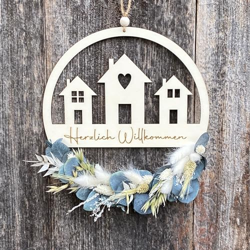 Willkommensschild - Trockenblumenkranz - Türkranz Trockenblumen - Herzlich Willkommen bei - Türkranz personalisierbar - Türhänger Familie (30cm, Weiss/Grün)
