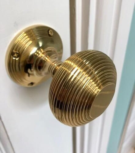 Pair of Queen Anne Beehive Mortice Un-Sprung Door Knobs Handles (Brass)
