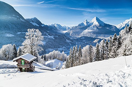 Landschaften - Winter Wunderland - Alpen Panorama mit Chalet - Poster Druck - Größe 91,5x61 cm + 2 St Posterleisten Kunststoff 93 cm schwarz